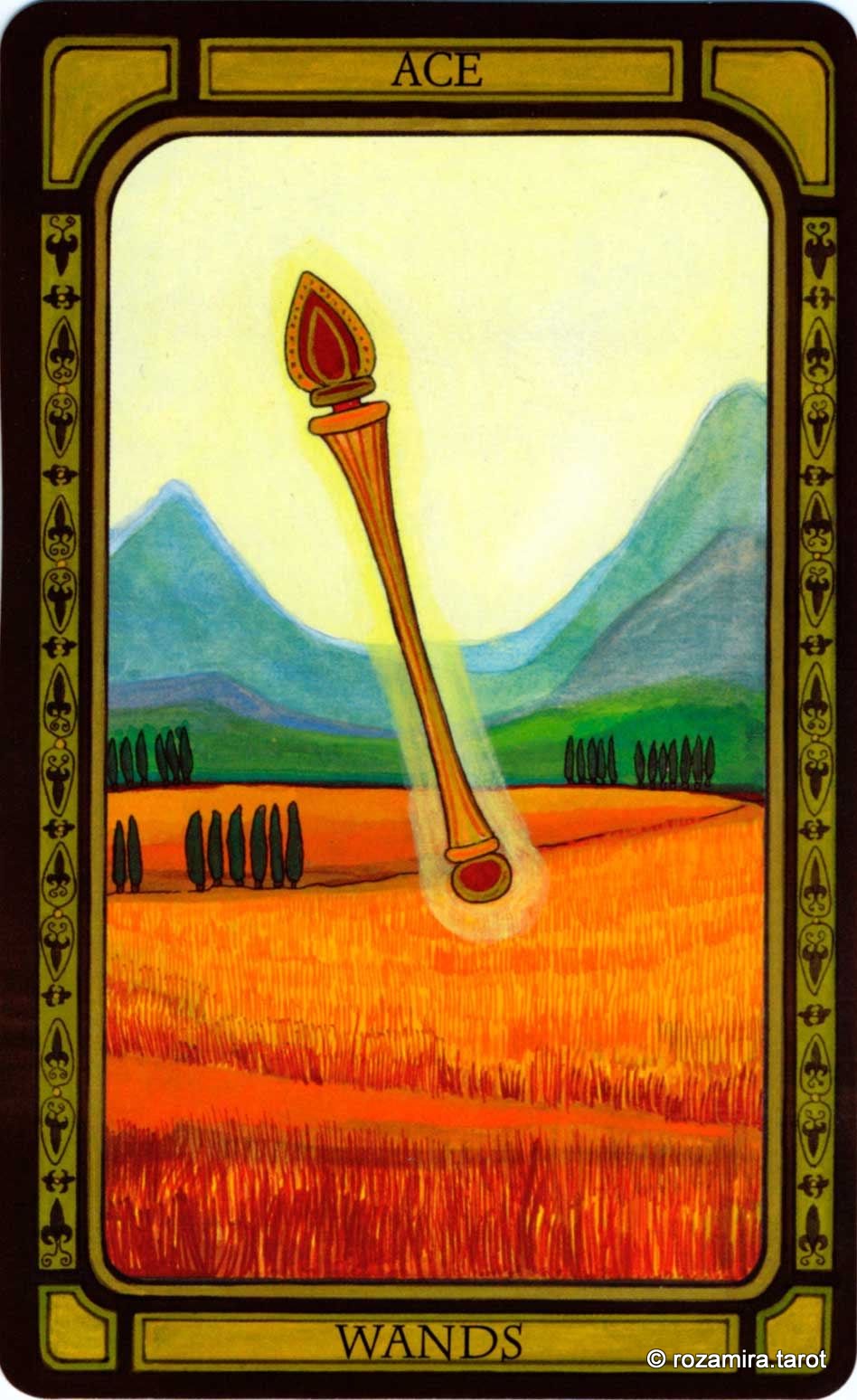 The Golden Tarot (Liz Dean)